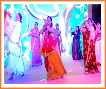 Ladies group dance choreographer Gurgaon